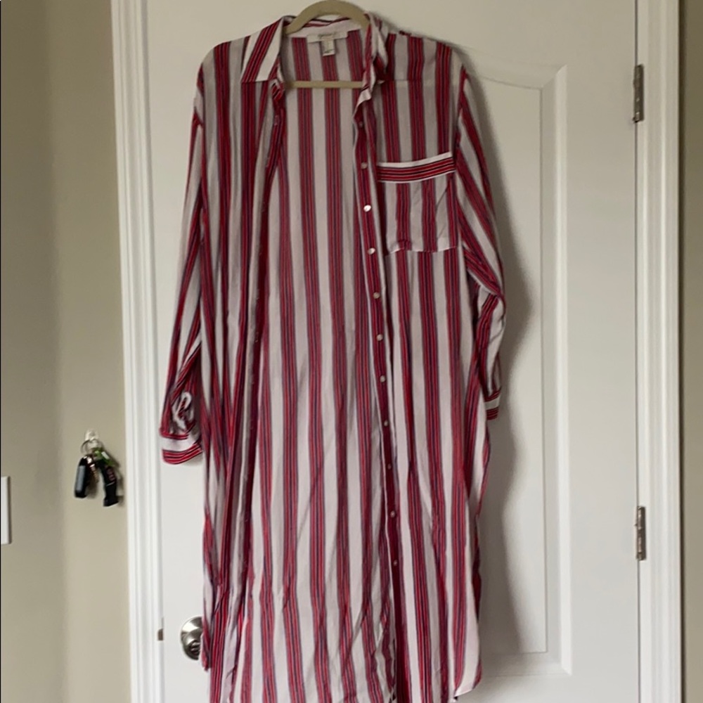 Striped Slit Tunic - Picture 2 of 2